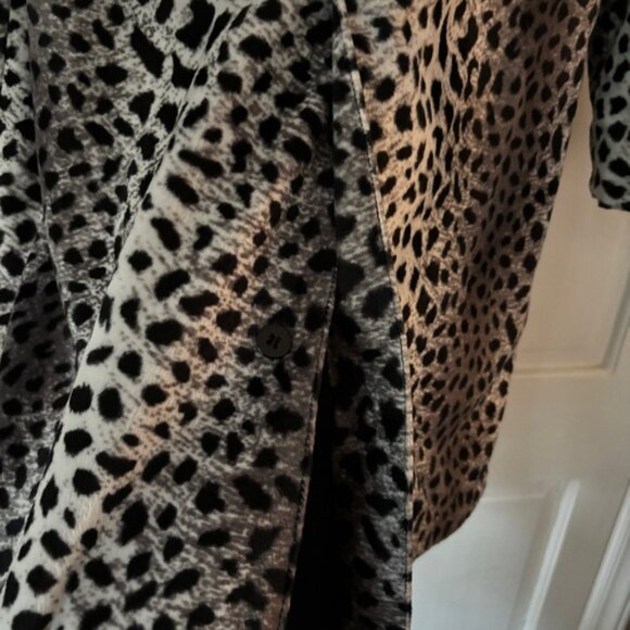 Talbots Reversible Black Snow Leopard Animal Print Trench Coat Plus Size 1X - Picture 12 of 13